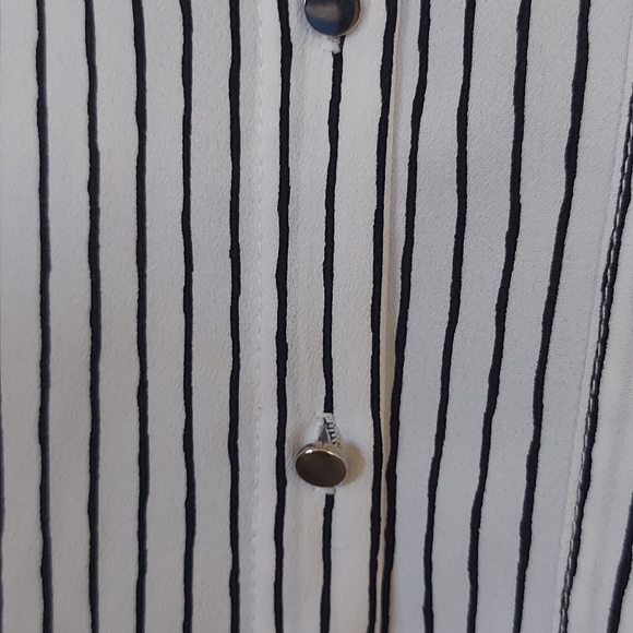 Dynamite long sleeve vertical stripe top - Picture 11 of 13